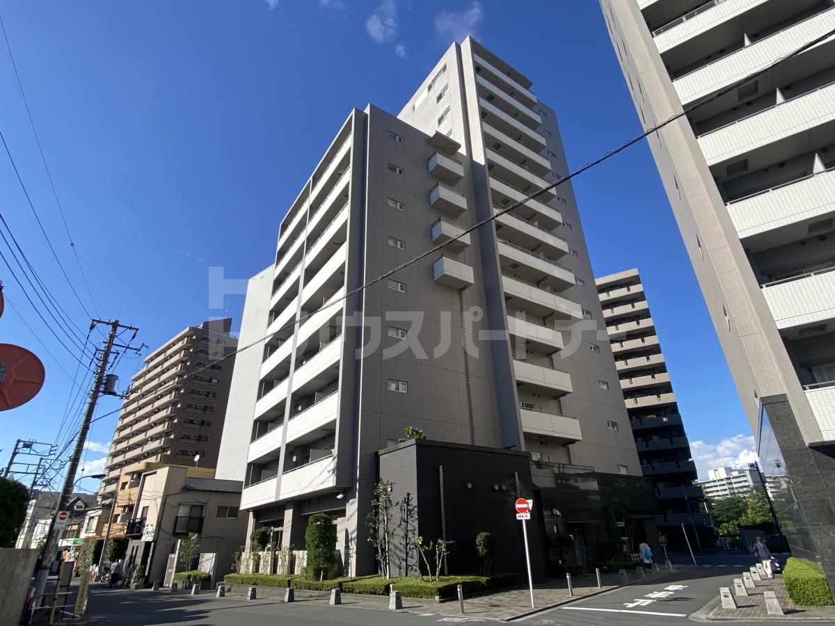 センテニアル王子神谷の外観