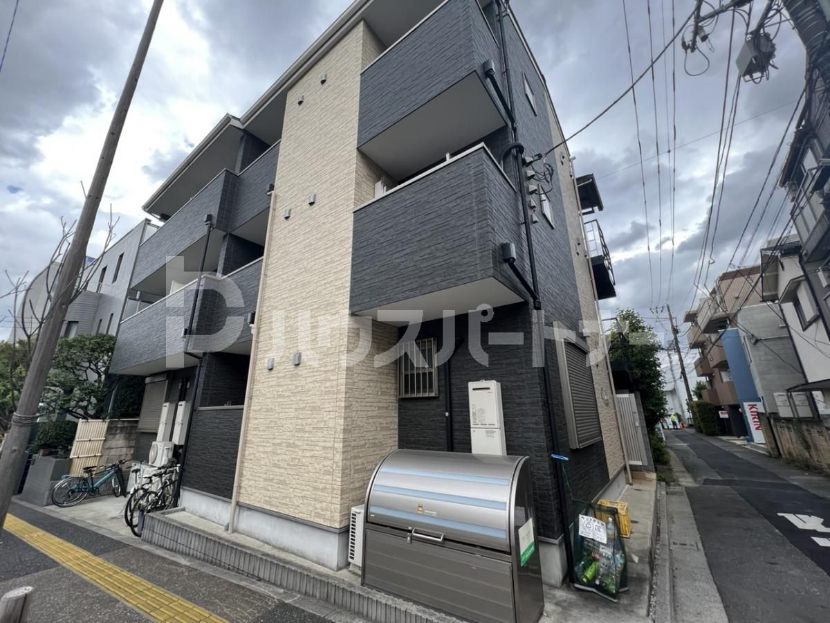 Ｃｒｙｓｔａｌ　Ｓｋｙ　板橋の外観
