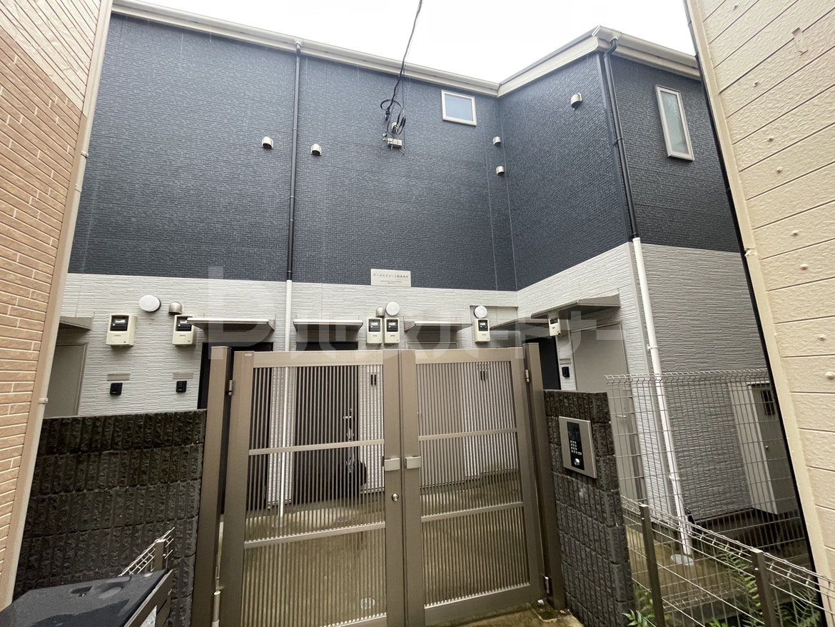 オーガスタコート板橋本町の外観