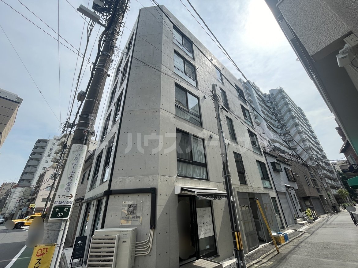 ｔｒｉａｓ３２１の外観