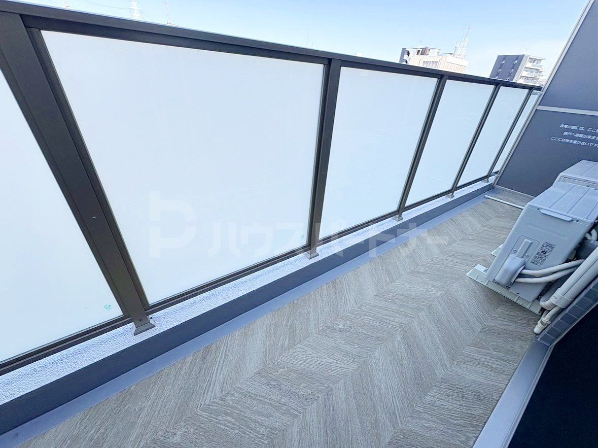 バルコニー バルコニー