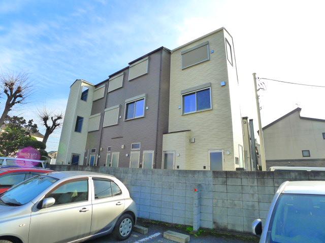 Ｇａｒｄｅｎ　Ｃｏｕｒｔ四つ木の外観