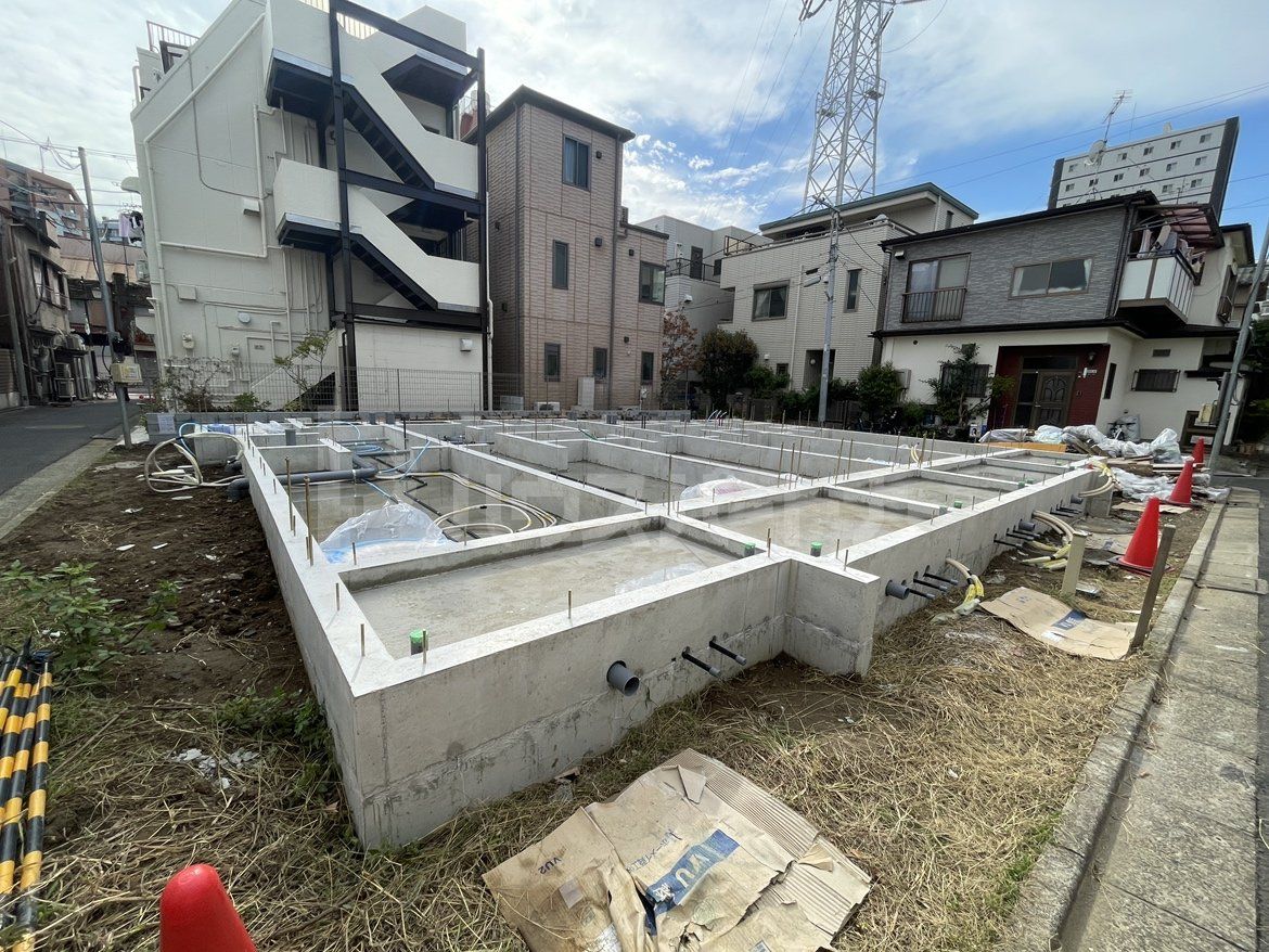 葛飾区新小岩２丁目の賃貸アパートの外観