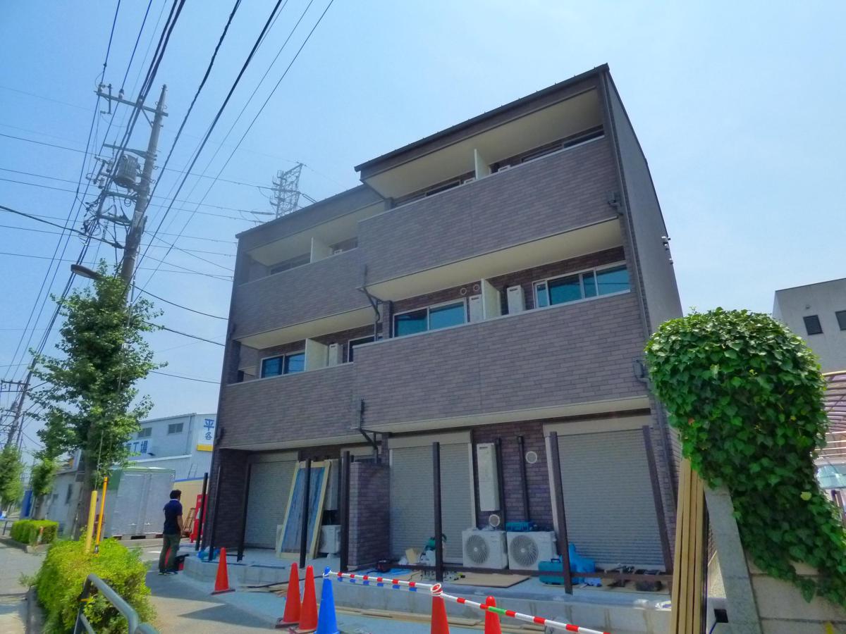 サザンフロント六町の外観