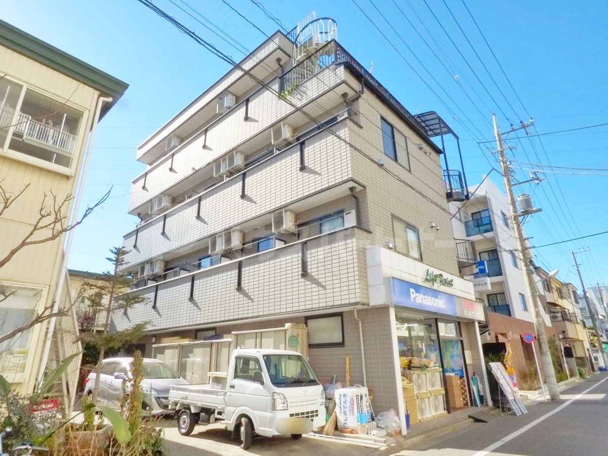 メゾンエトワールIIIの外観