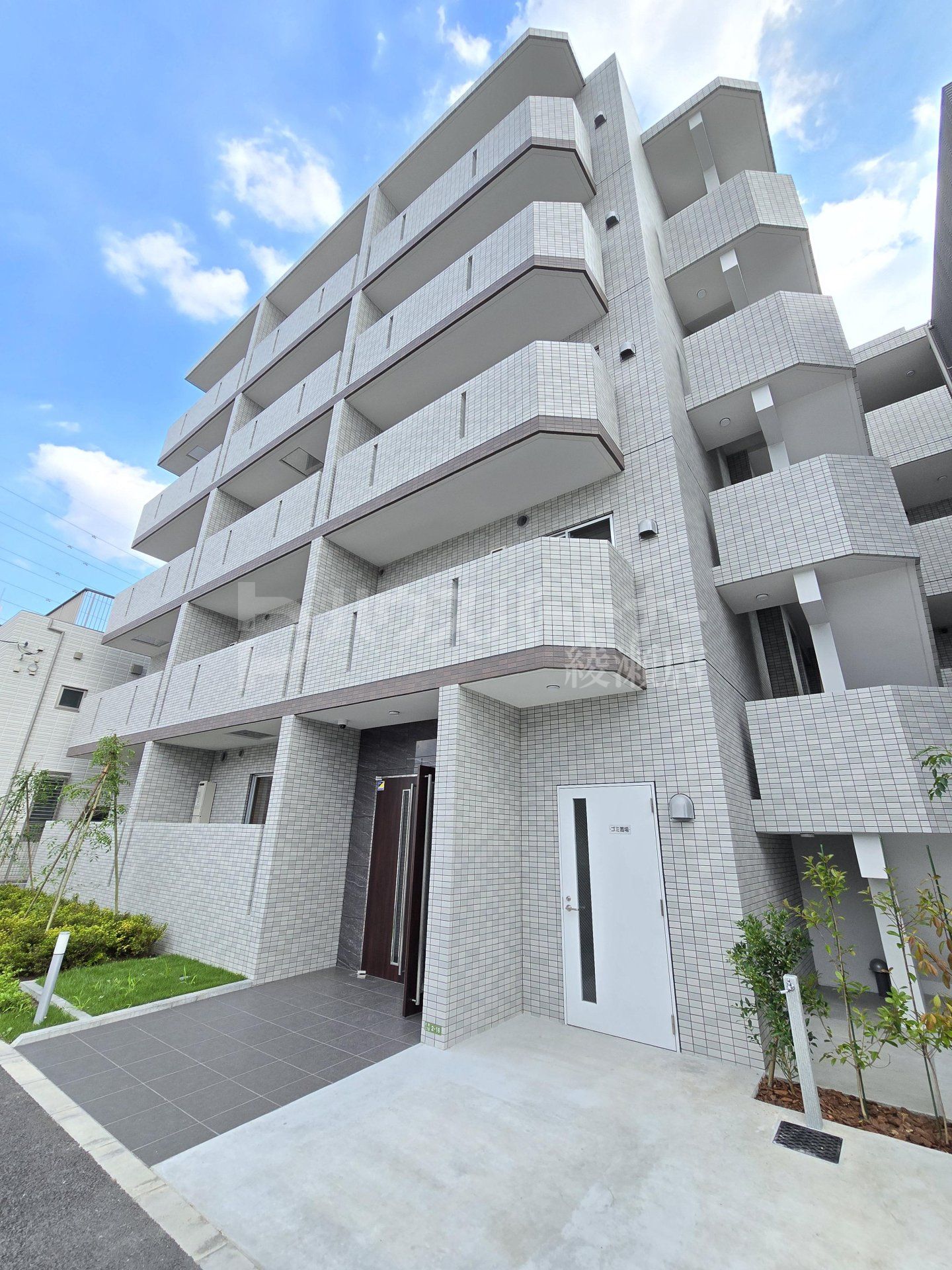 GRANPASEO六町の外観