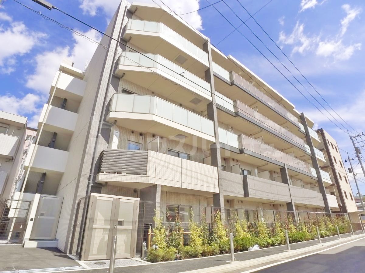 パレステージ六町IVの外観