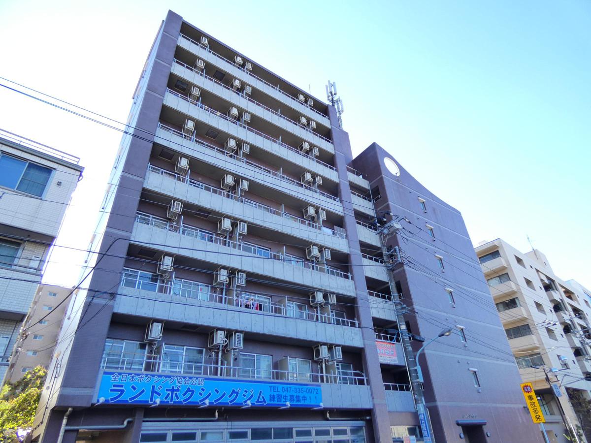 ルーラル六番館の外観