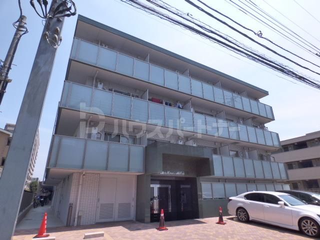 レオ四拾八番館の外観