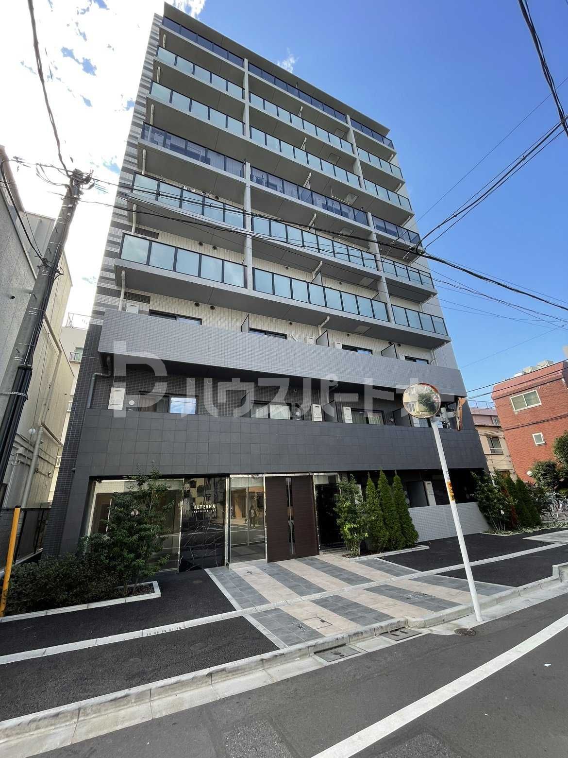 ALTERNA池袋EASTの外観
