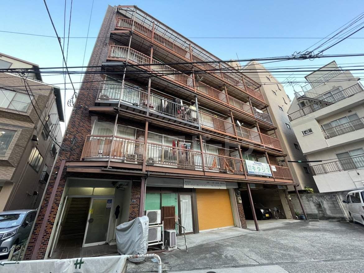北島マンションの外観