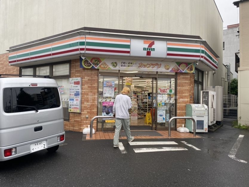 セブンイレブン東山町 徒歩4分。 270m セブンイレブン東山町 徒歩4分。 270m