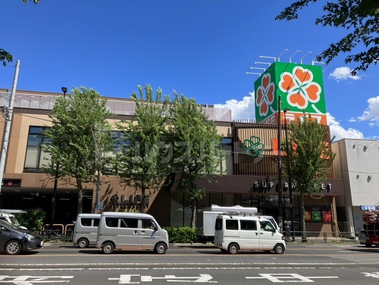 ライフ新桜台駅前店 徒歩6分。 470m ライフ新桜台駅前店 徒歩6分。 470m