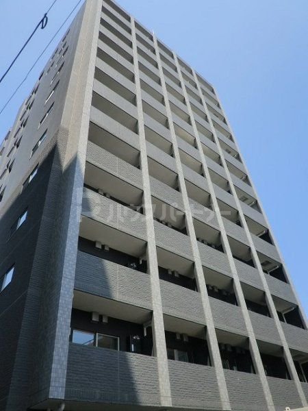 ZOOM椎名町駅前の外観
