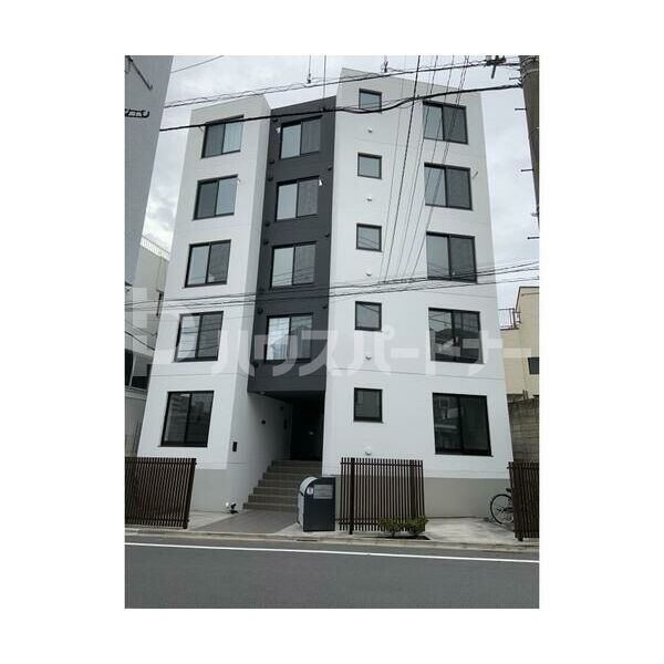 レジス大山の外観