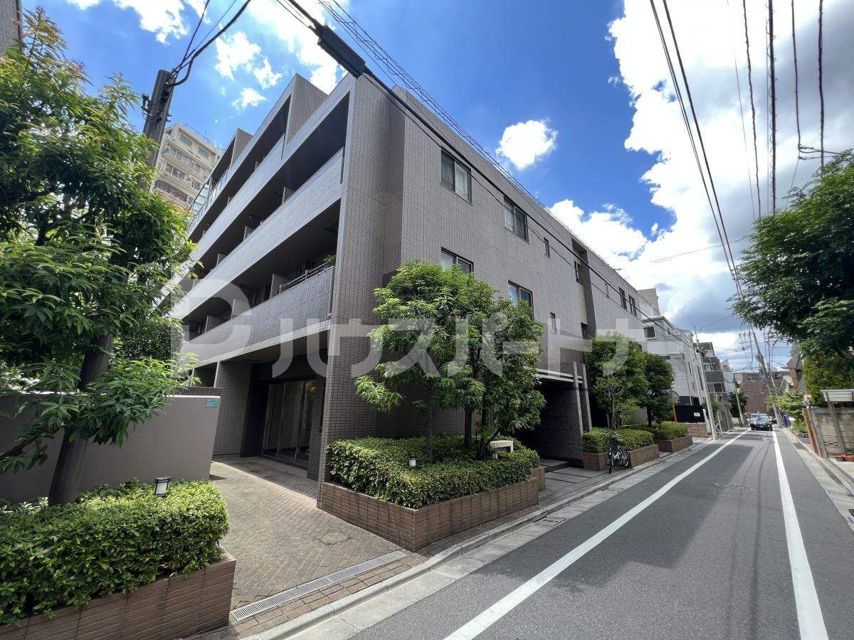 レジディア池袋の外観