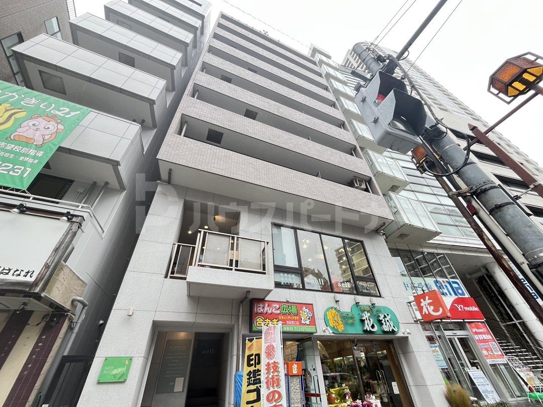 NEO ROOMELIAの外観
