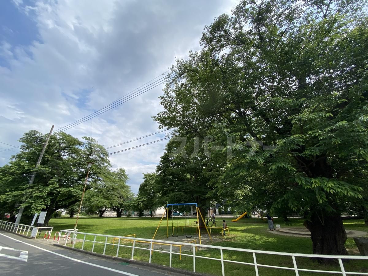 前田公園 徒歩3分。 220m 前田公園 徒歩3分。 220m