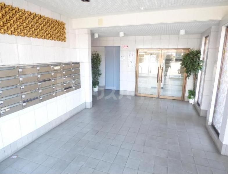 エントランス エントランス