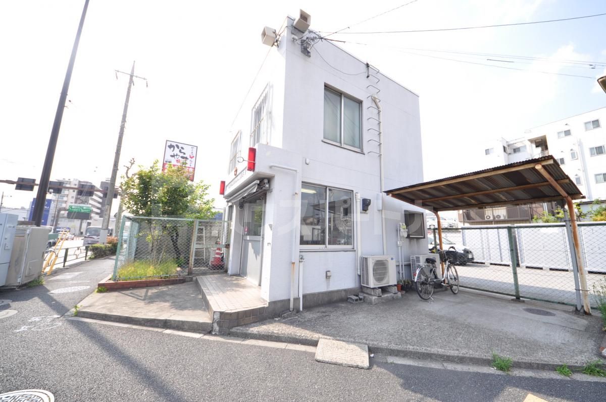 鹿浜交番 徒歩11分。 820m 鹿浜交番 徒歩11分。 820m