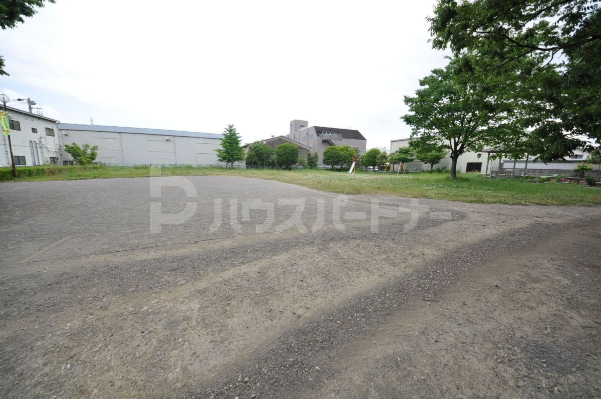 大曽根西中央公園 徒歩16分。 1280m 大曽根西中央公園 徒歩16分。 1280m