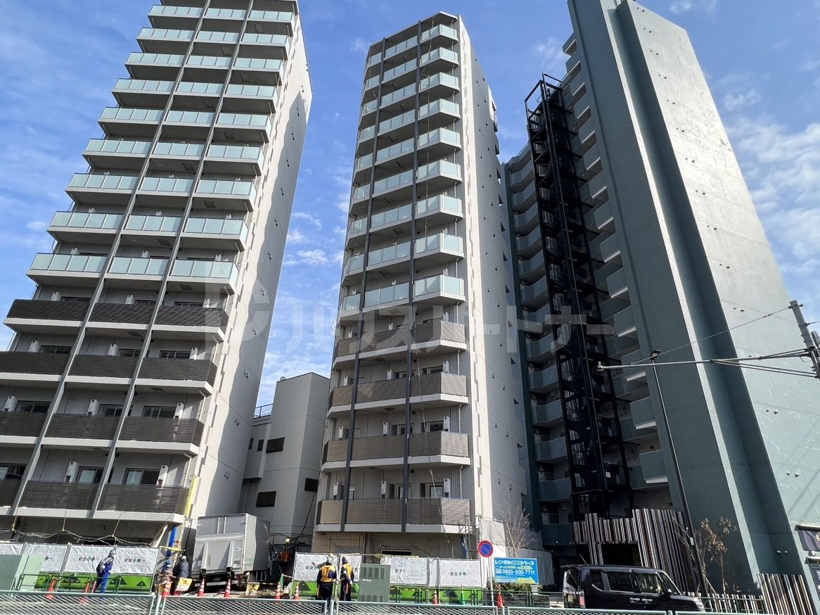 AZEST亀有SouthTowerの外観