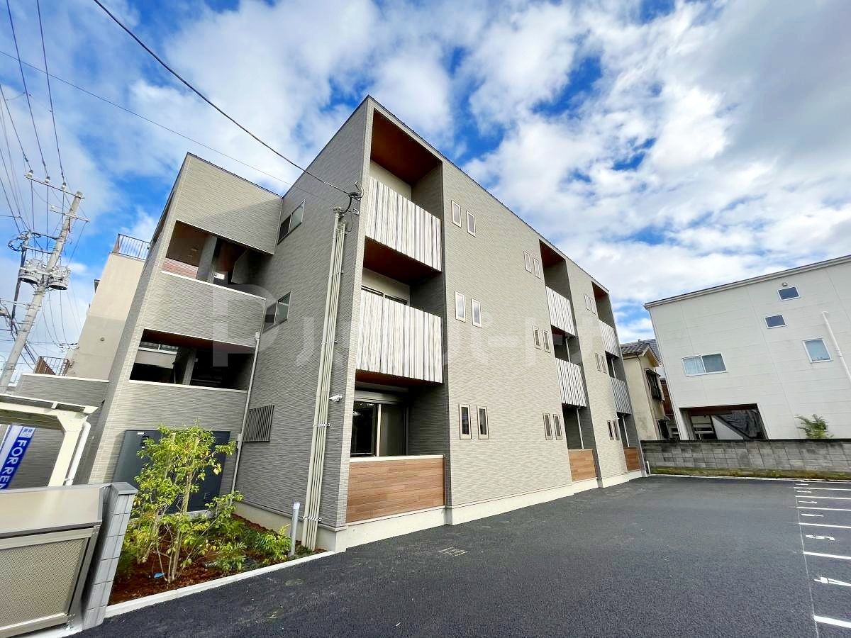 ロコエトワールの外観