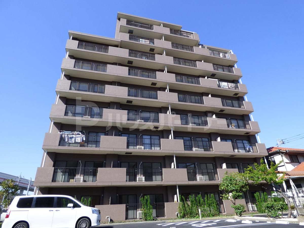 サンパレス綾瀬の外観