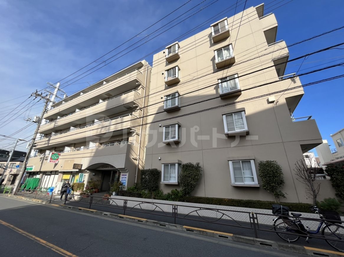 フォンテーヌ清水の外観