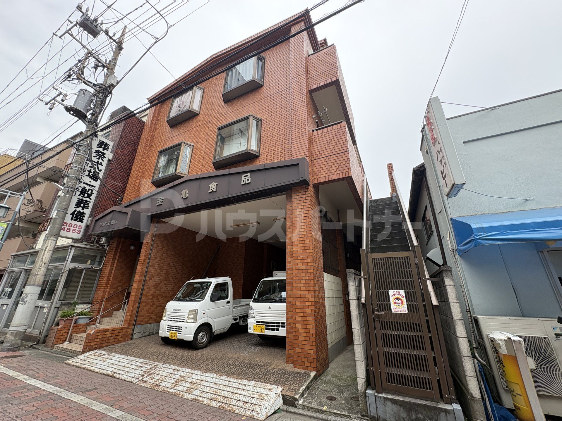 ジュネス亀有の外観