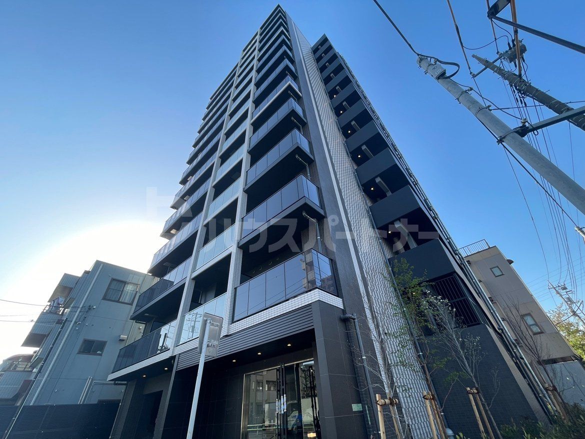 ＲＥＬＵＸＩＡ　ＴＯＫＹＯ　ＥＡＳＴIIの外観