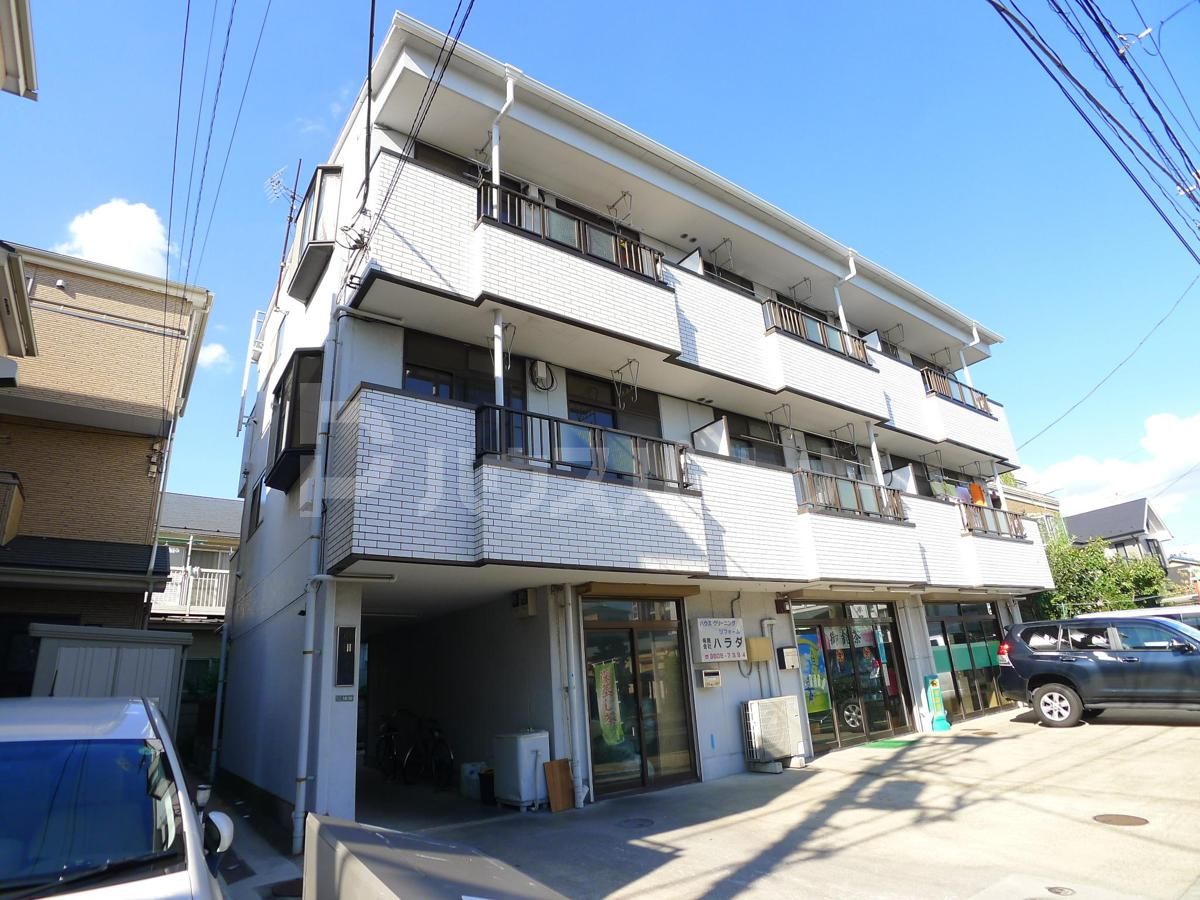 東和ハイツの外観