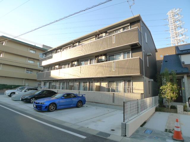 三郷市中央１丁目の賃貸アパートの外観