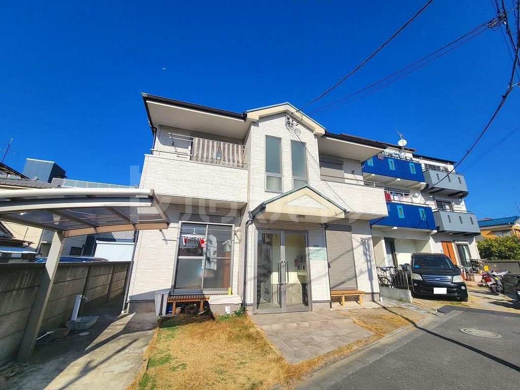 コーポツガの外観
