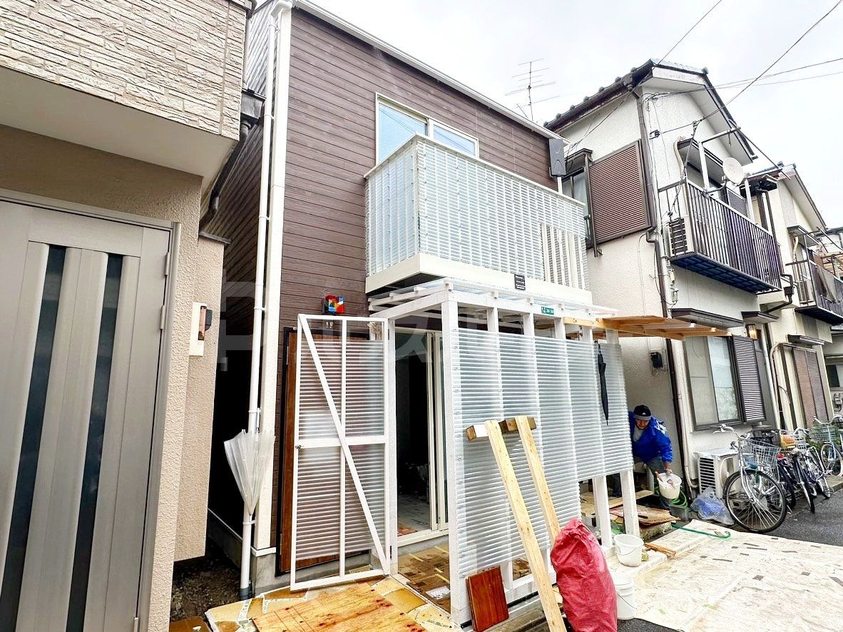 タウンカテッジ鹿骨の外観