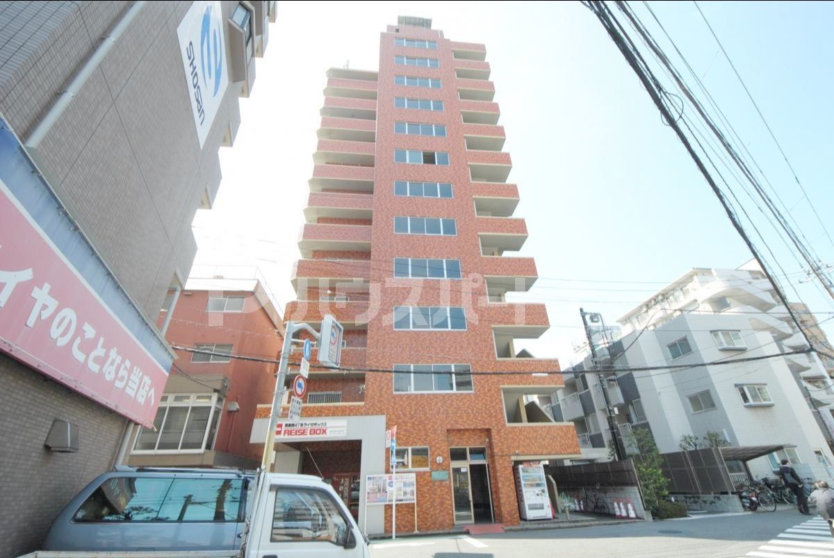 サンフレアサクマ１５の外観