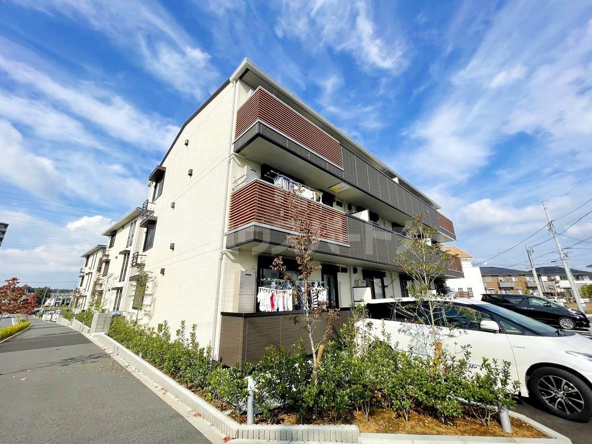 リリー　アネラの外観