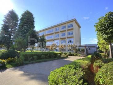 柏市立田中中学校 徒歩16分。 1270m 柏市立田中中学校 徒歩16分。 1270m