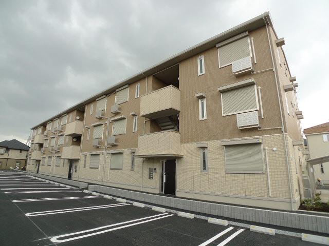 グランジュストの外観