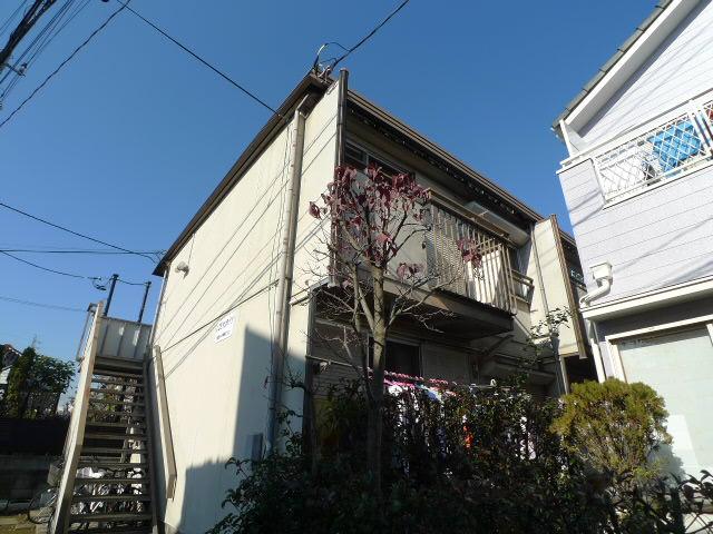 しこだサンハイツの外観
