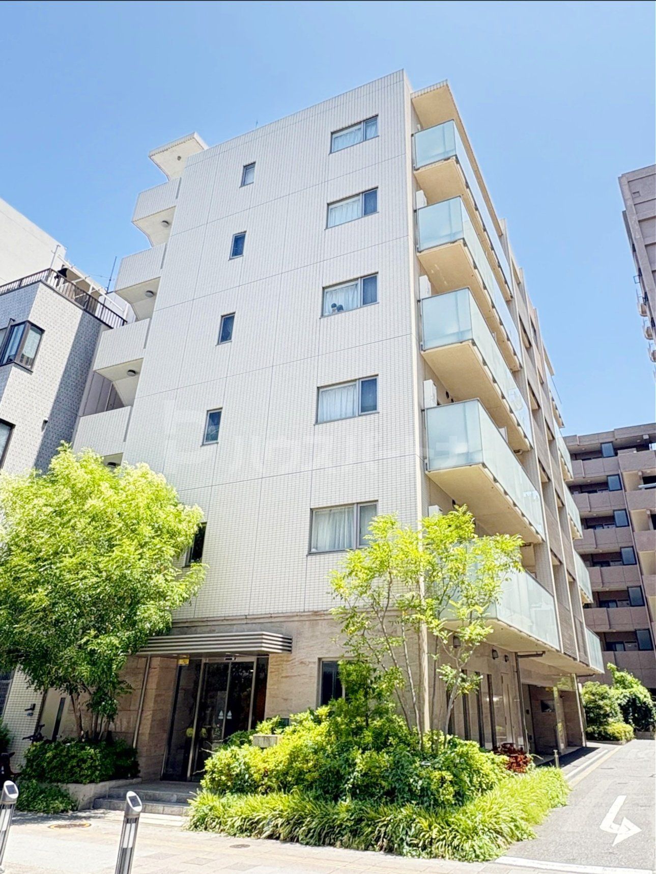 HOUSE PLUS ONEの外観
