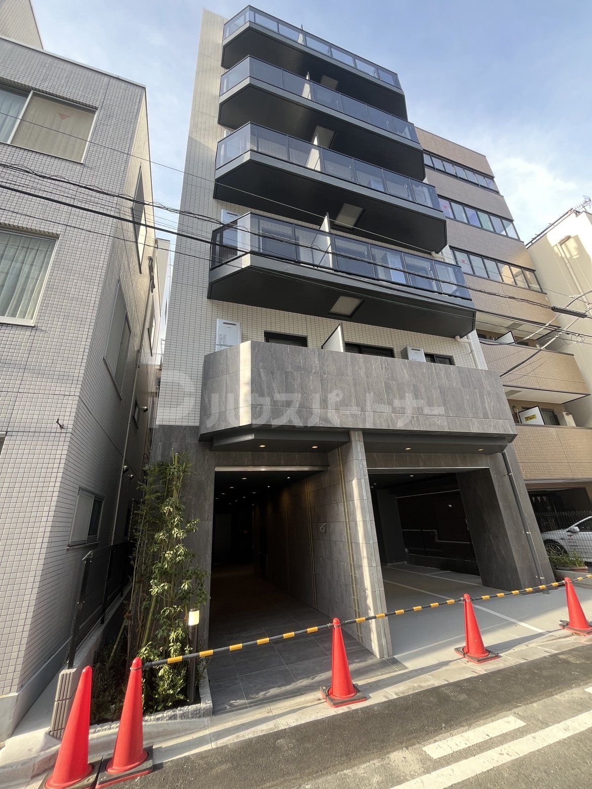 PRONT押上の外観