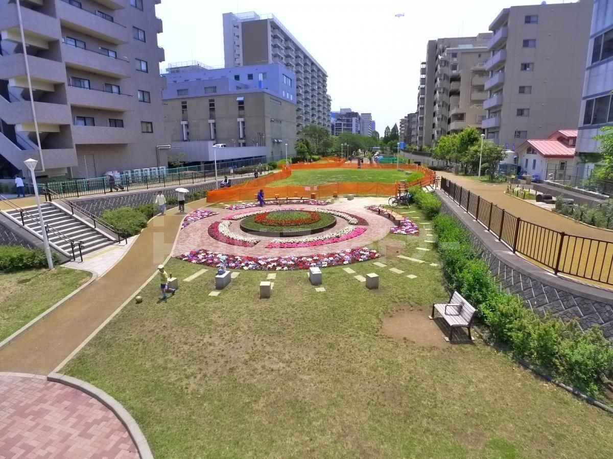 大横川親水公園 徒歩9分。 650m 大横川親水公園 徒歩9分。 650m