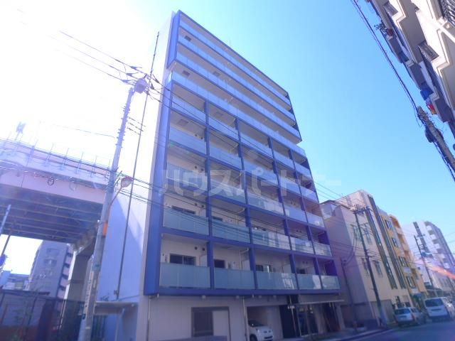 ラクラス両国の外観