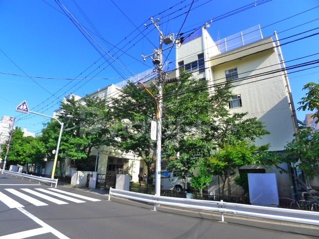 墨田区立中和小学校 徒歩9分。 670m 墨田区立中和小学校 徒歩9分。 670m