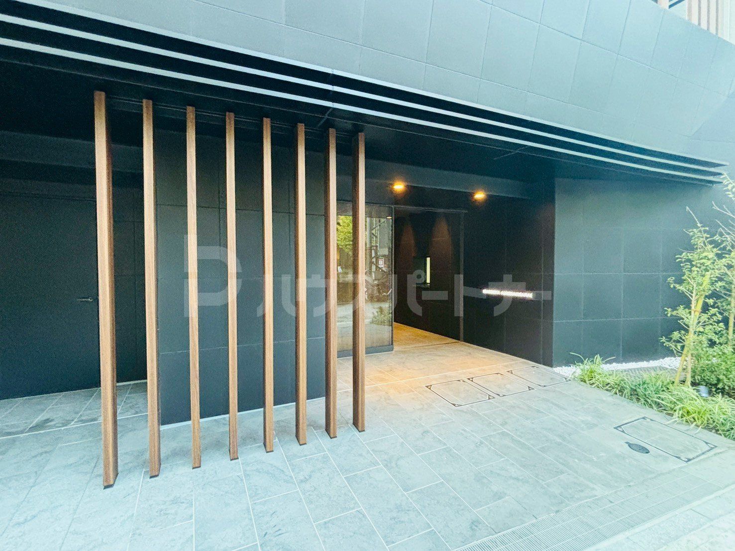 エントランス エントランス