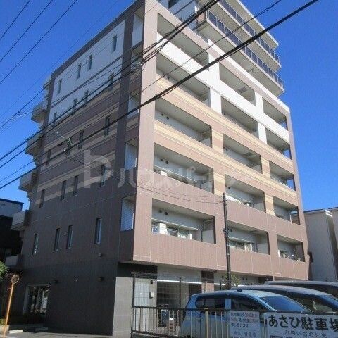 レジデンスノーブル西新井本町の外観