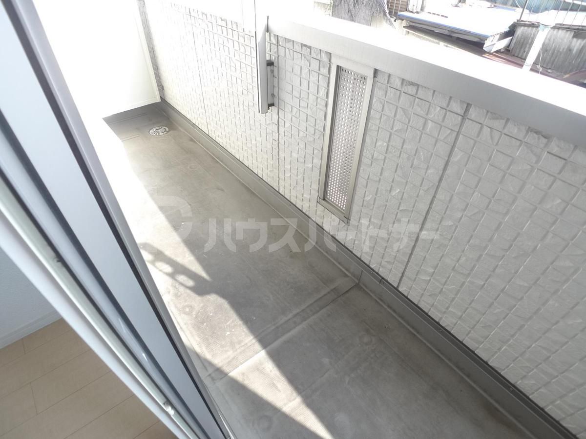 バルコニー バルコニー