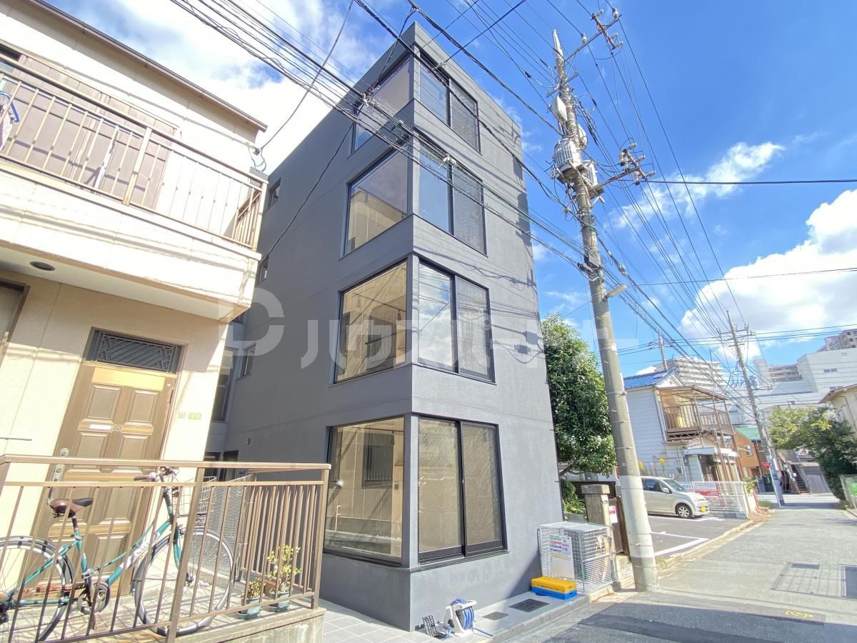 trias333の外観