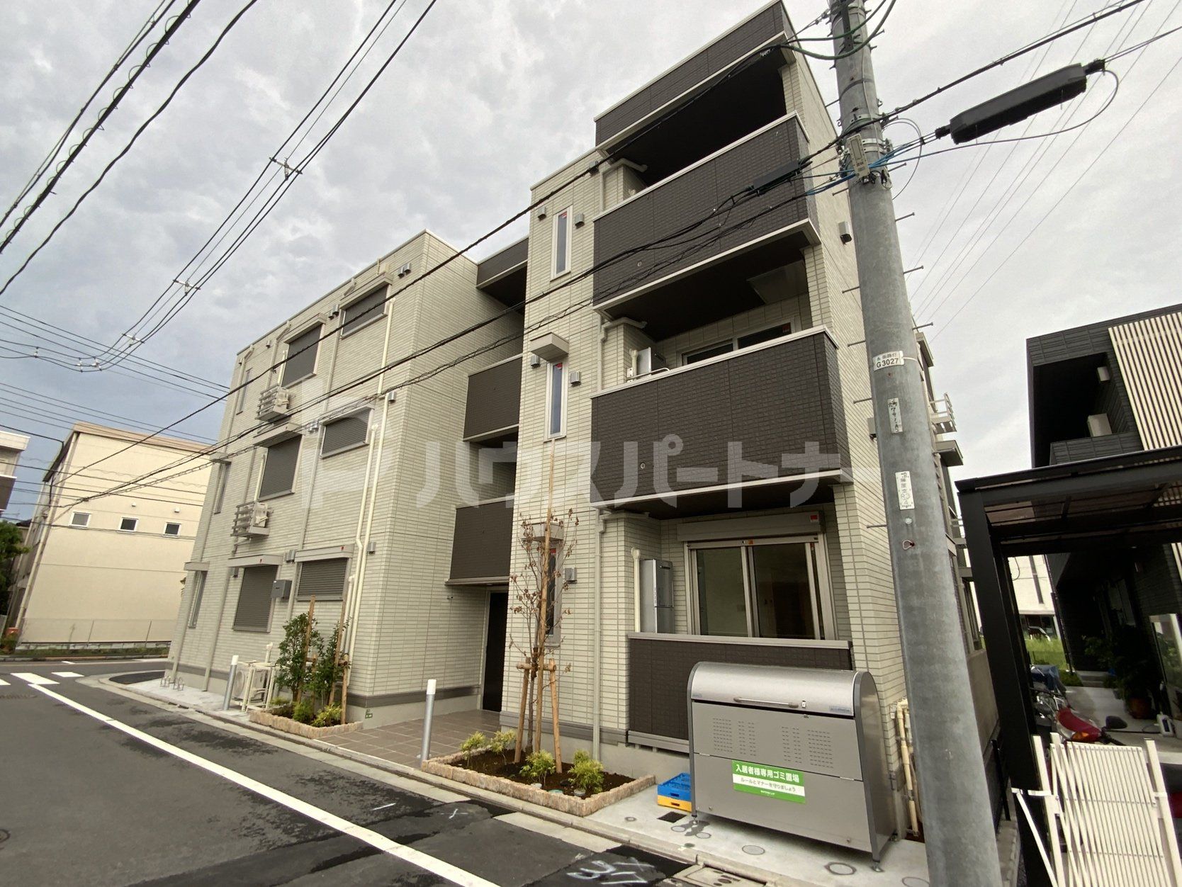 グラナーデ六町IIの外観